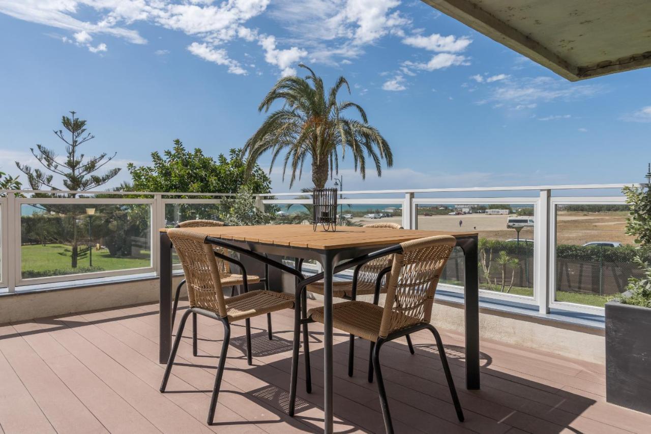 Suite Homes Hesperides Garden Beach มาลากา ภายนอก รูปภาพ