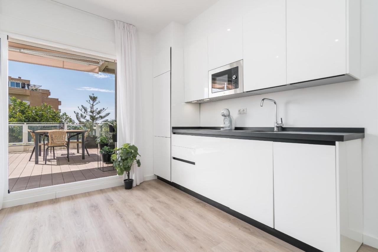 Suite Homes Hesperides Garden Beach มาลากา ภายนอก รูปภาพ