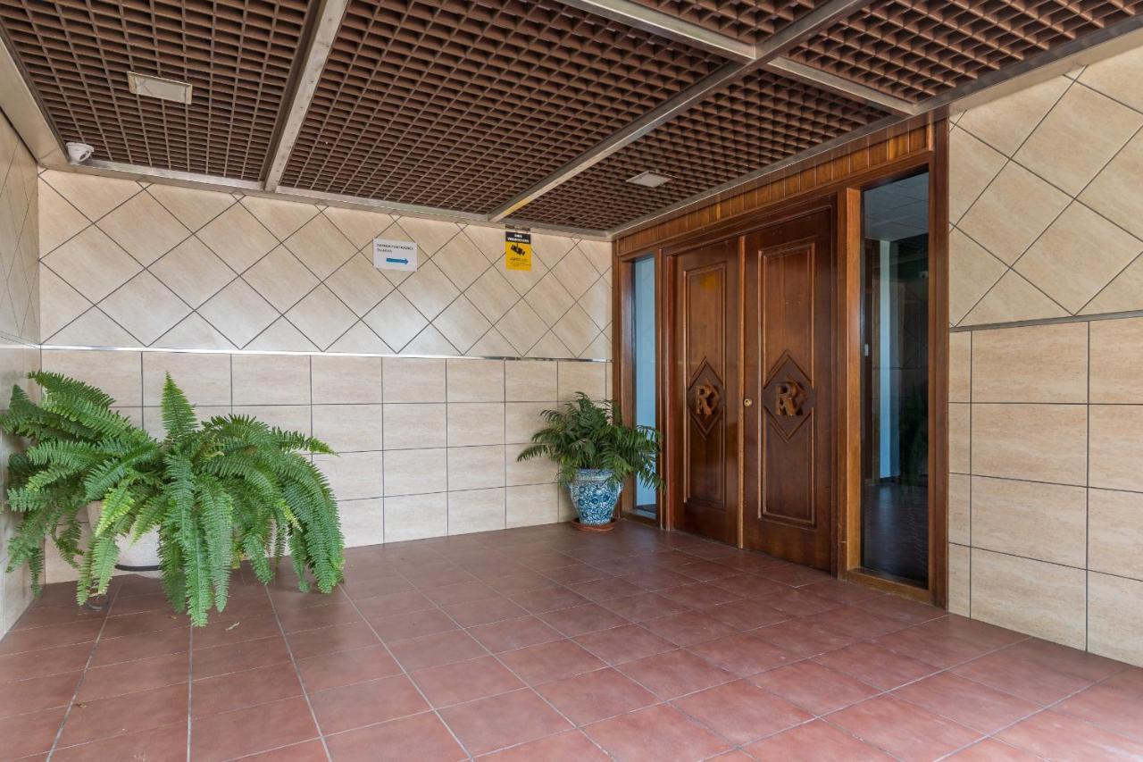 Suite Homes Hesperides Garden Beach มาลากา ภายนอก รูปภาพ