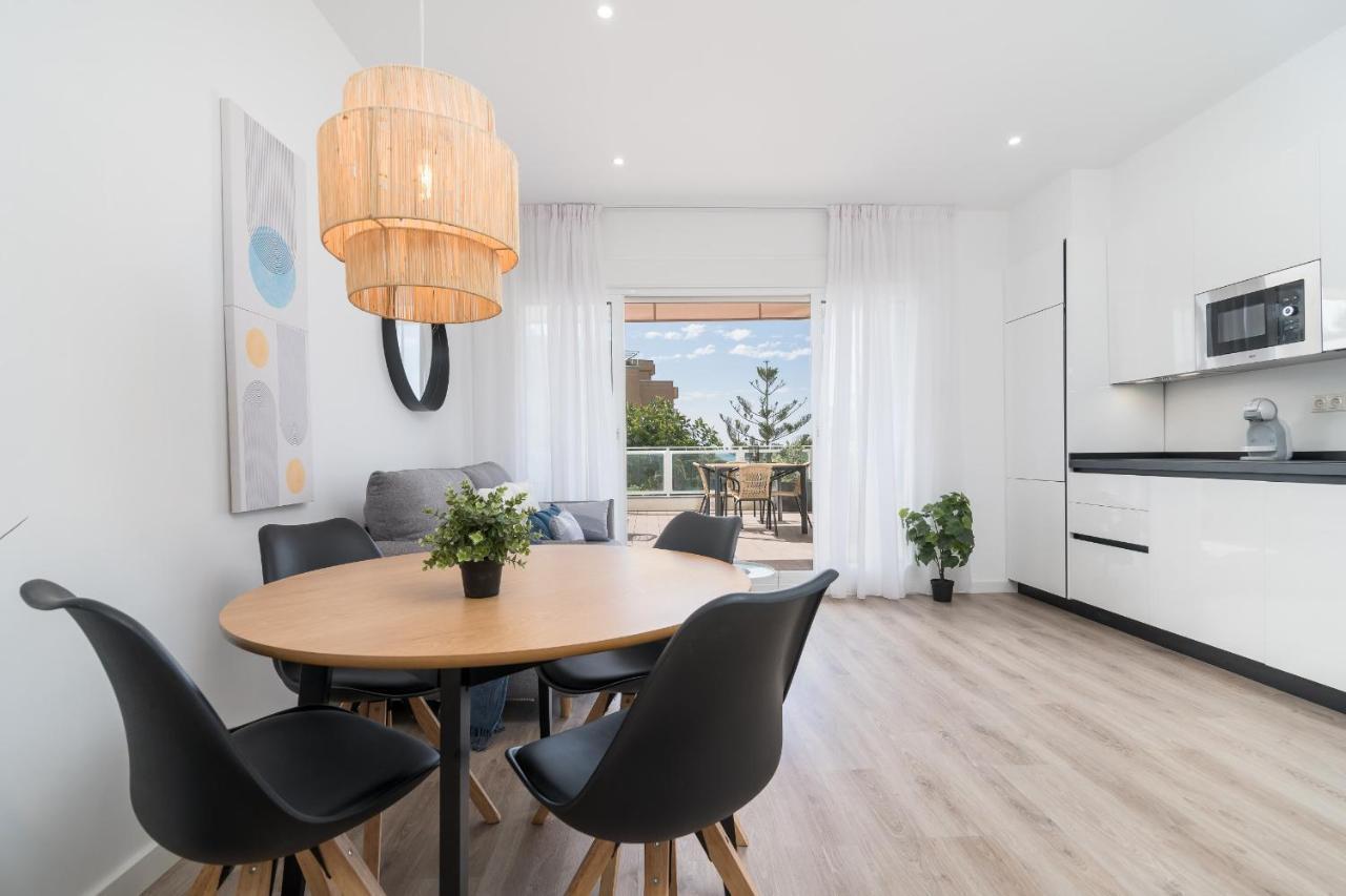 Suite Homes Hesperides Garden Beach มาลากา ภายนอก รูปภาพ