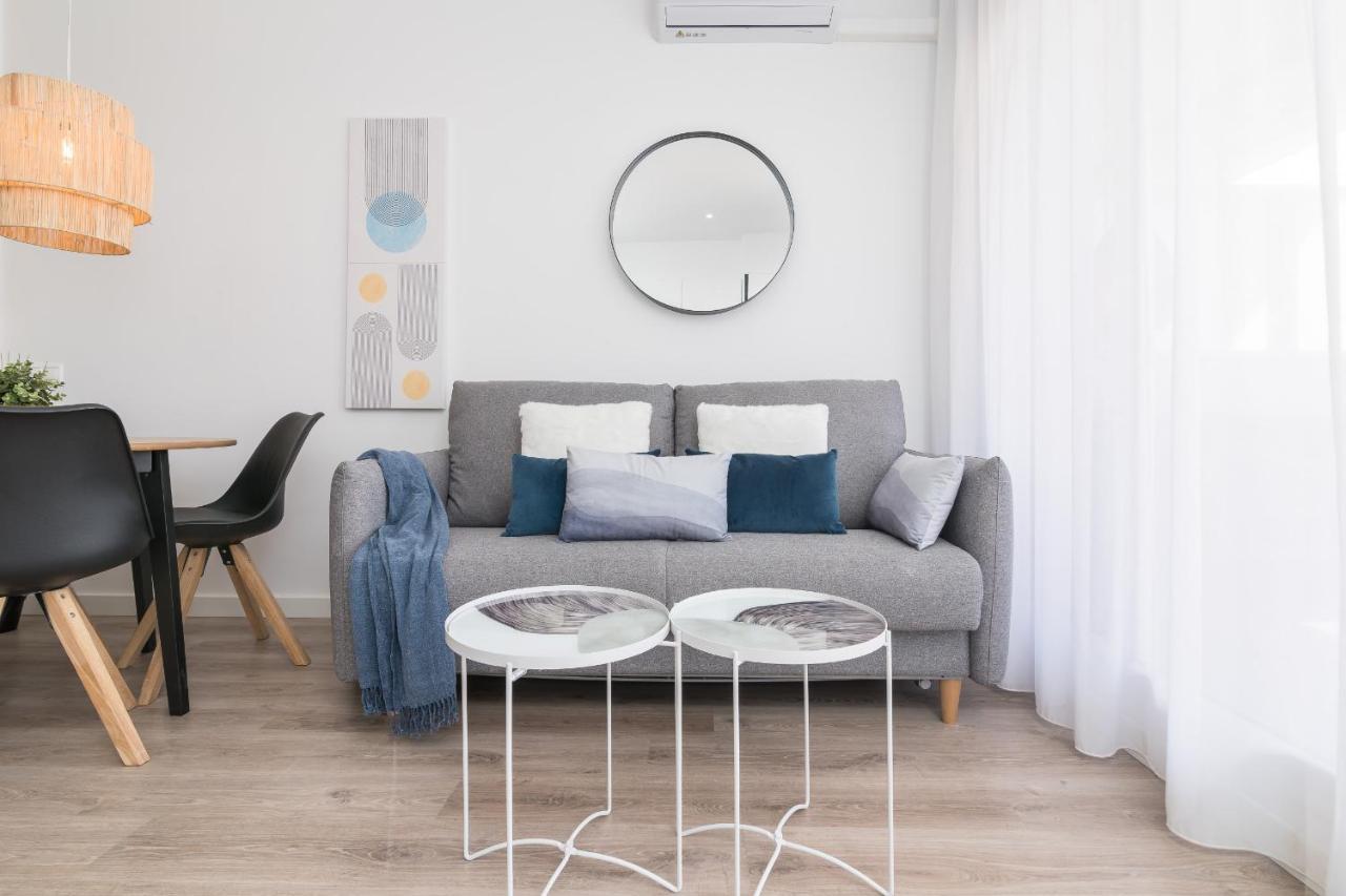 Suite Homes Hesperides Garden Beach มาลากา ภายนอก รูปภาพ