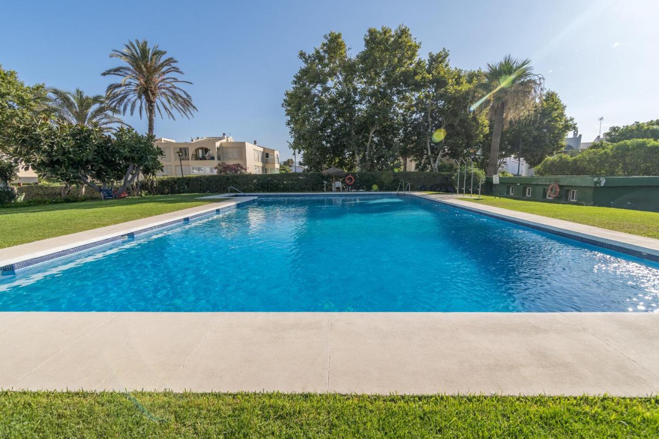 Suite Homes Hesperides Garden Beach มาลากา ภายนอก รูปภาพ