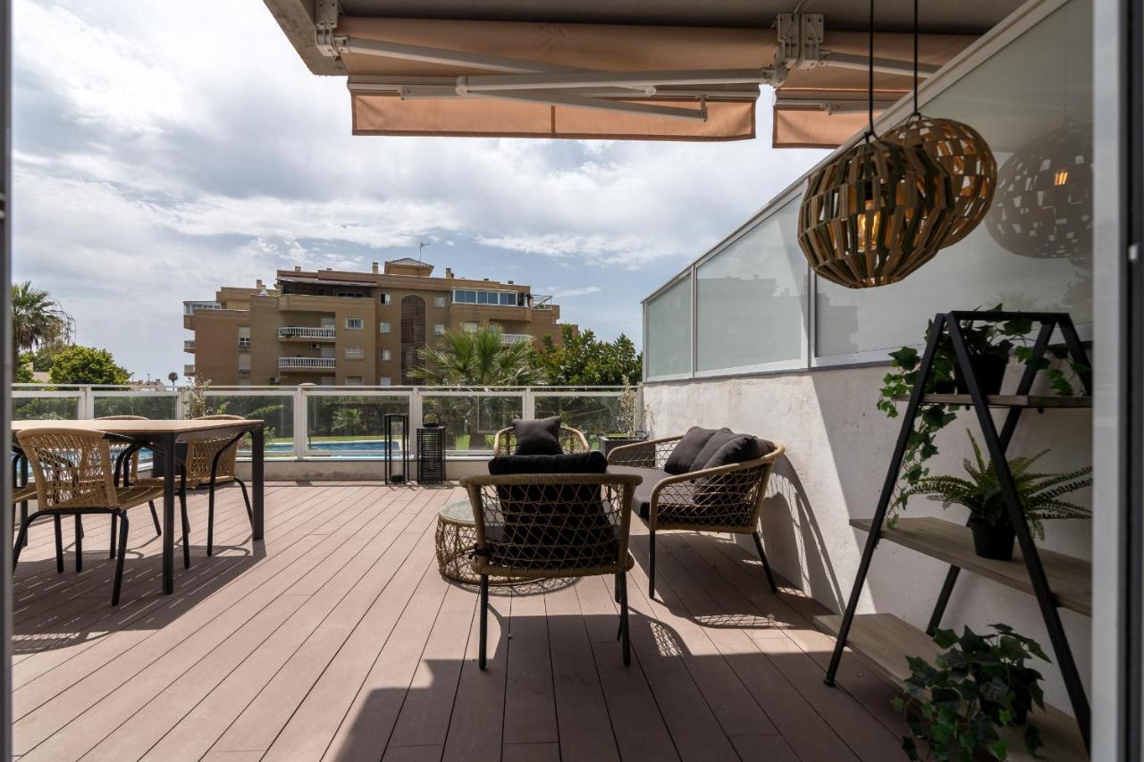 Suite Homes Hesperides Garden Beach มาลากา ภายนอก รูปภาพ
