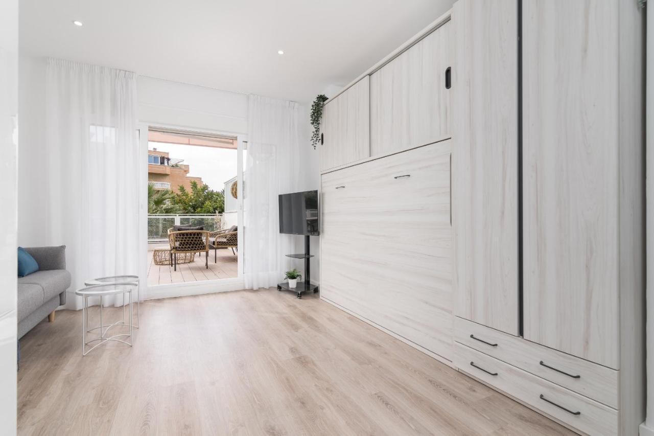 Suite Homes Hesperides Garden Beach มาลากา ภายนอก รูปภาพ