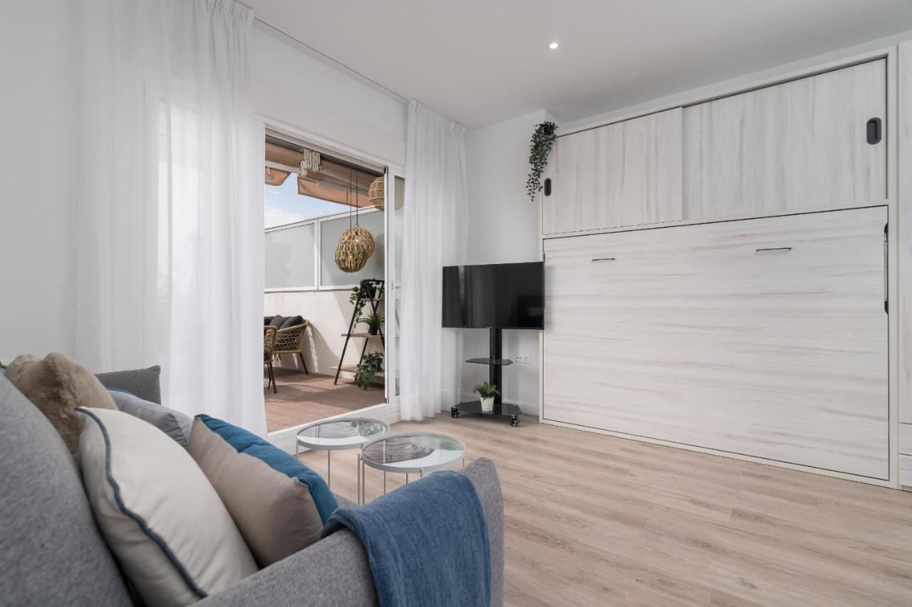 Suite Homes Hesperides Garden Beach มาลากา ภายนอก รูปภาพ
